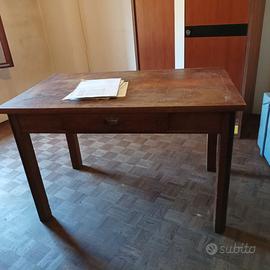 tavolo-scrittoio