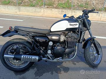 Moto Triumph Legend tt 900