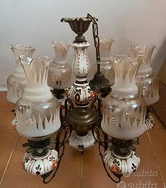 Lampadario antico a sei bicchieri