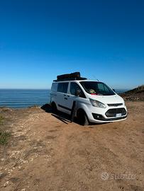 Ford transit custom Mini-van