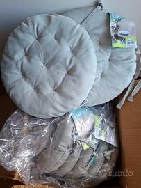 Cuscini tondi idrorepellenti nuovi grigio chiaro