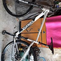 Bici (ghost)