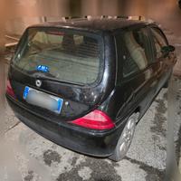 ricambi lancia y unica anno 2002