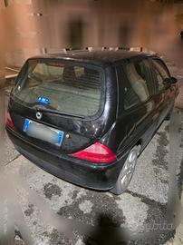 ricambi lancia y unica anno 2002