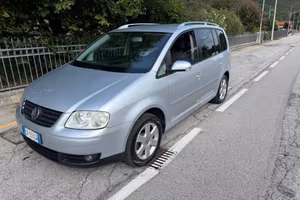 Volkswagen Touran 2.0 TDI 136CV Highline