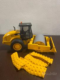 Bruder compattatore Cat vibrante 02450
