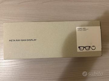 Occhiali Ray-Ban Meta Display con Meta Neural Band