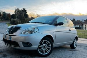Lancia  Y  Ypsilon 1200 8 valvole Euro 4 Benzina