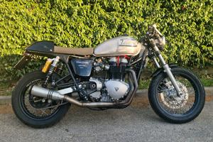 Triumph Thruxton 900 - Café Racer 