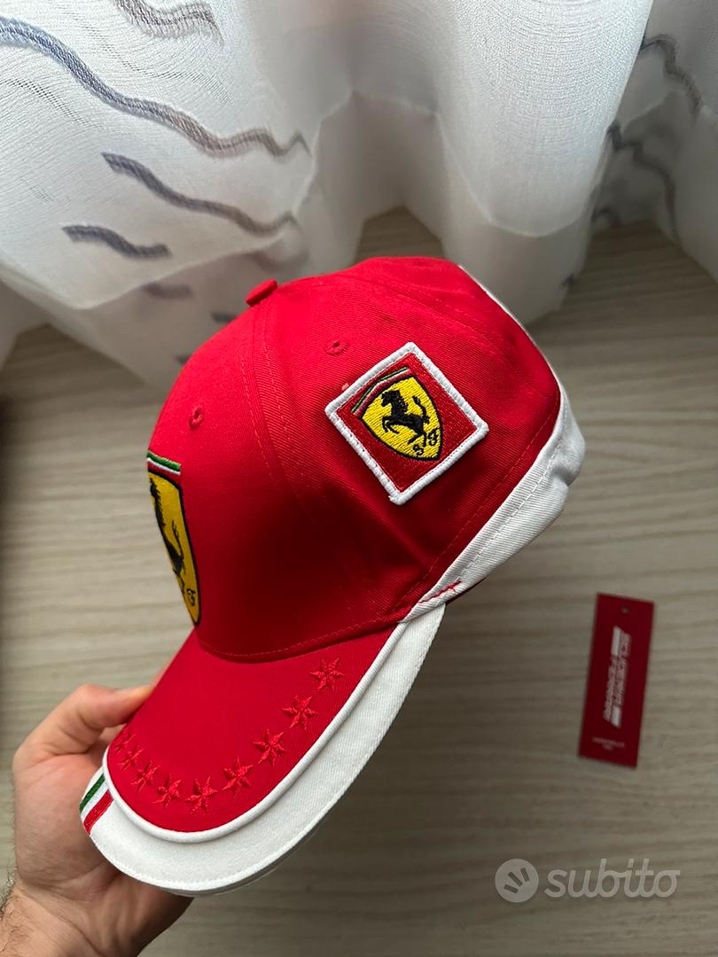 Scuderia Ferrari Cappello Trucker rosso