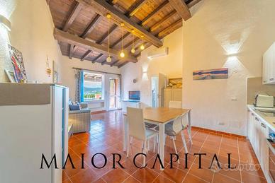 Porto Rotondo | Elegante trilocale con vista mare