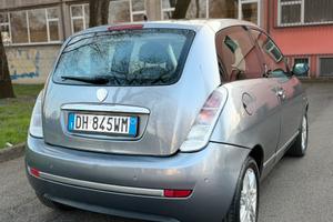 LANCIA YPSILON 1.2 BENZINA OK NEOPATENTATI