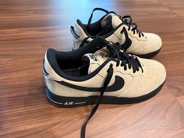 Nike Air Force 1 ’07 LV8 EUR 45 pari al nuovo