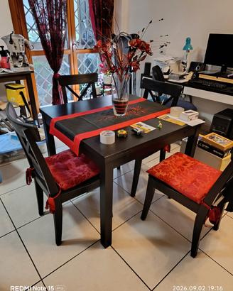 Tavolo Ikea nero Bjursta + 4 sedie