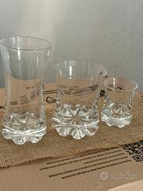 Set bicchieri di tre misure