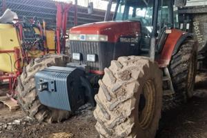 Trattore New Holland G240