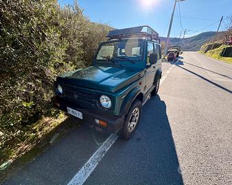 SUZUKI SAMURAI - SJ400