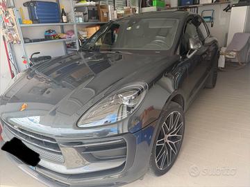 Porsche Macan T