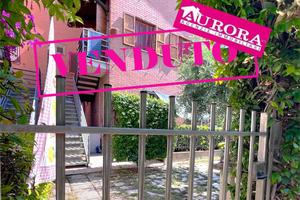 APPARTAMENTO CON CORTE a DUE PASSI DAL MARE