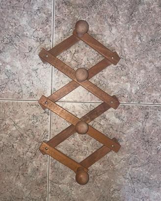 Appendiabiti a fisarmonica in legno vintage