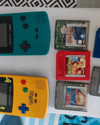 2 Game Boy Color giallo e verde più giochi 