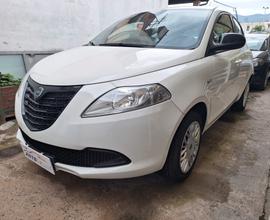 Lancia Ypsilon 1.2 69 CV 5 porte GPL Ecochic Silve