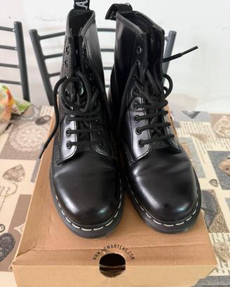 Dr. Martens 1460 WS White Stitch N. 40