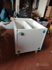 libreria IKEA bimbi