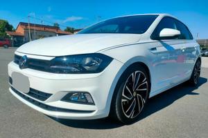 Volkswagen polo R-line - 2018