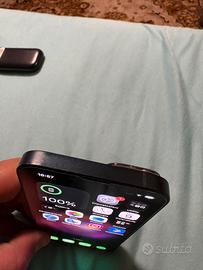 Iphone con scatola e caricabatterie originale