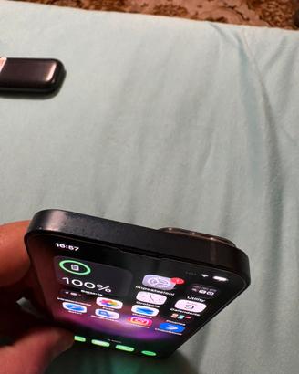 Iphone con scatola e caricabatterie originale