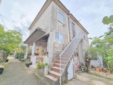 PORZIONE DI BIFAMILIARE A MONREALE