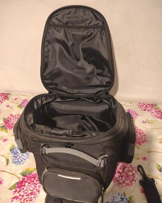 Borsa da serbatoio universale  GIVI EA110B da 25 L