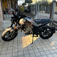 Benelli Leoncino 125cc