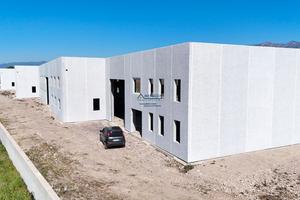 Capannone commerciale