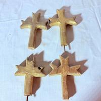 4 antiche croci in legno dorato
