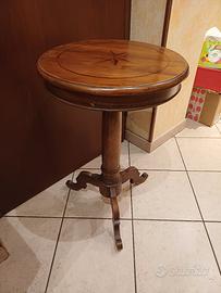 Tavolino tondo in legno massello