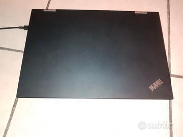 Lenovo x1 yoga  i7. 7600 2.8  16 GB 1 terabyte ssd