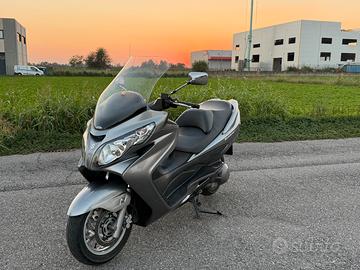 Scooter Suzuki Burgman 400 2007 K7 perfetto