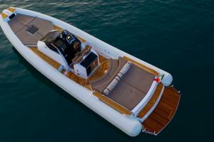 Gommone MX 11 Coupe' - Cantieri Magazzu'