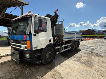CAMION DAF 3 Assi con Gru