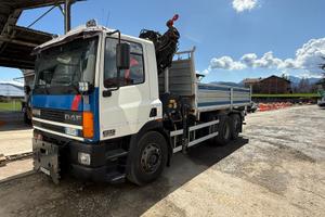 CAMION DAF 3 Assi con Gru