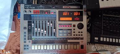 Roland MC 808