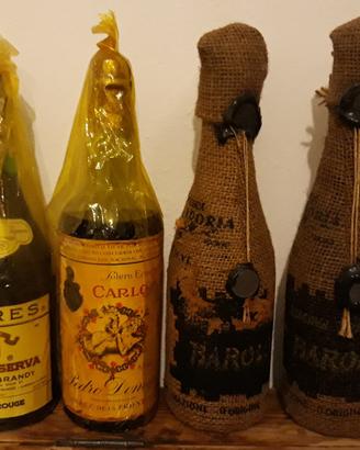 Quattro bottiglie da collezione
