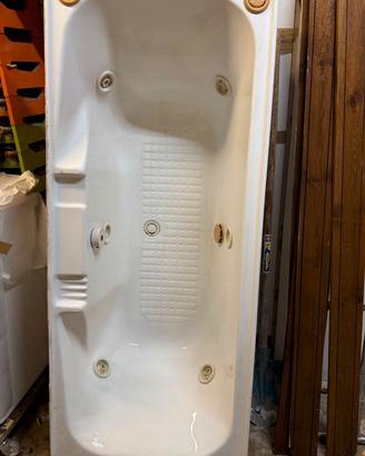 Vasca idromassaggio Teuco