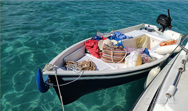 Gozzo Amalfi motore e carrello non omologato