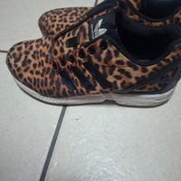 Scarpe per sport 