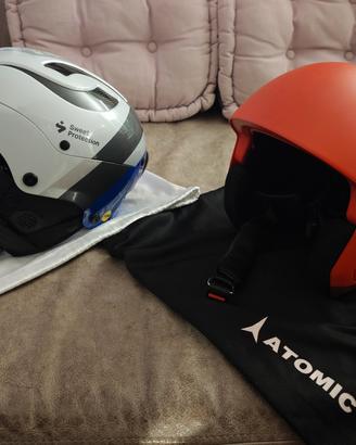 casco da sci Atomic e sweet protection