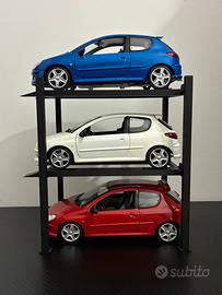Espositore a 3 livelli per modellini scala 1:18