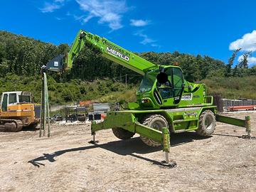 Merlo modello ROTO 45.21 Sollevatore telescopico